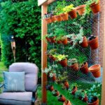6 consejos para maximizar el espacio en un jardín vertical en espacios pequeños